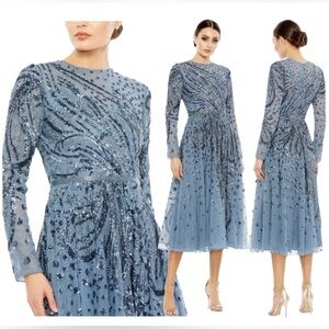 MAC DUGGAL 5572
Blue Embellished Illusion High Neck Long Sleeve Dress size 12